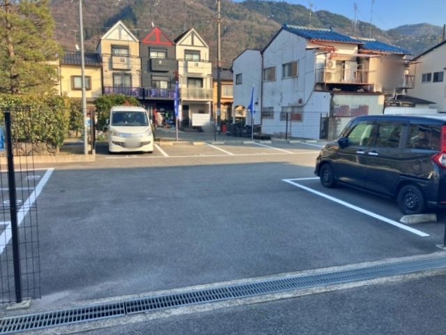 洛東第一モータープールの駐車場写真