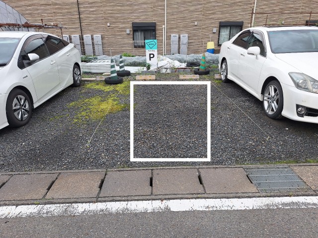 エスパークの駐車場写真