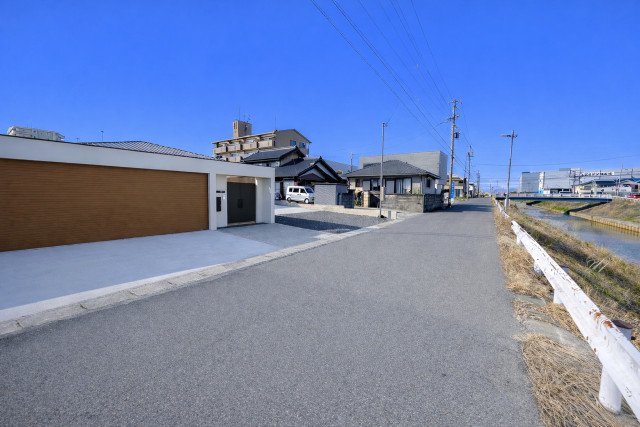 尾張三条バス停前駐車場の駐車場写真
