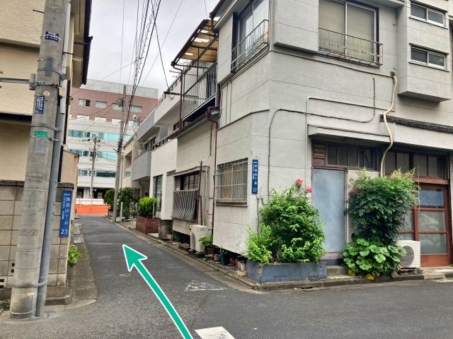 駐車場周辺