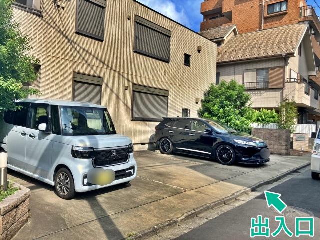 メゾンエトワール駐車場の駐車場写真