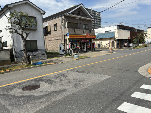 スタジオFの駐車場写真