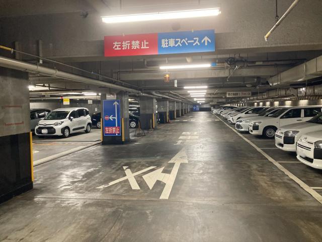大阪御堂筋ビル・大阪センタービル※高さ170cm以下【土日祝：8:00～19:00】の駐車場写真