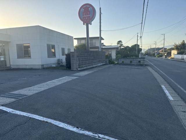 高岡前　駐車場の駐車場写真