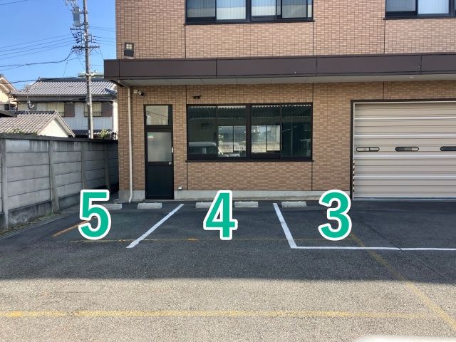 弥次ヱ町4-57駐車場の駐車場写真