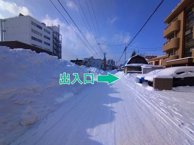 豊平区平岸5条7丁目5-17駐車場の駐車場写真
