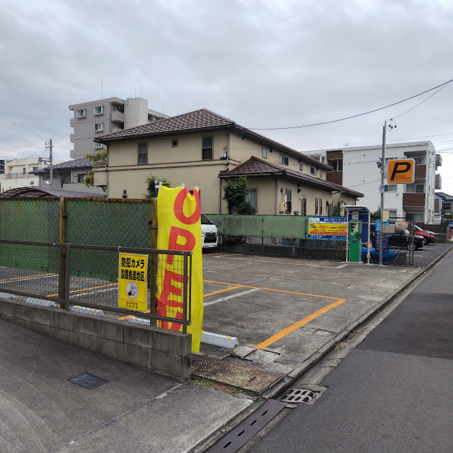【東海通駅徒歩2分】ハルパーキング東海通駅南の駐車場写真