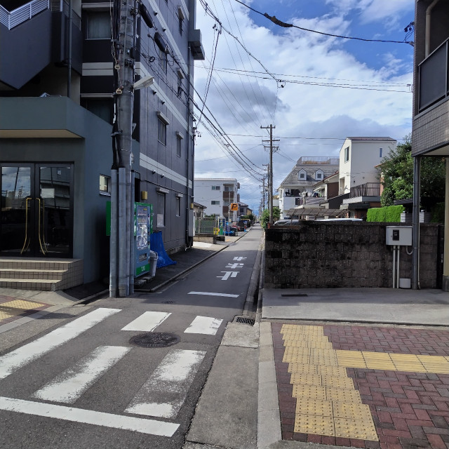 【東海通駅徒歩2分】ハルパーキング東海通駅南の駐車場写真