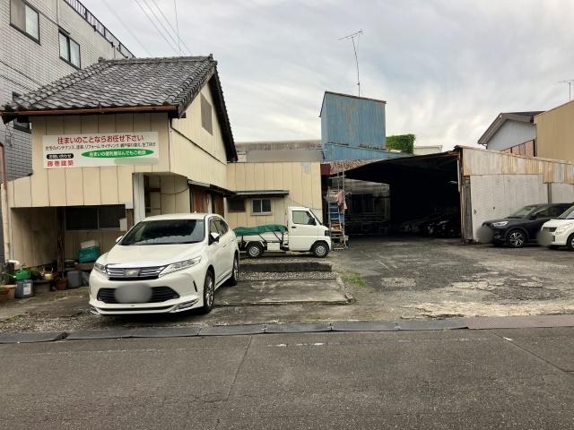 新川1丁目12-44駐車場の駐車場写真