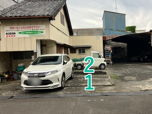 新川1丁目12-44駐車場の駐車場写真