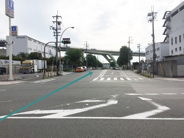 【道順5】直進してください。