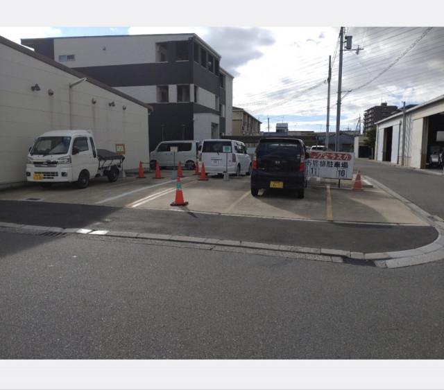 akippa　松原市高見の里3-7-3　①　の駐車場写真