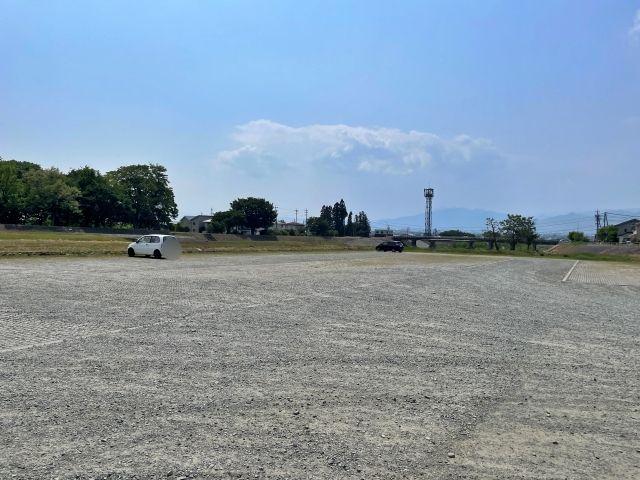 ⑦メセナホール南側河川敷駐車場【第39回須坂みんなの花火大会公式】の駐車場写真