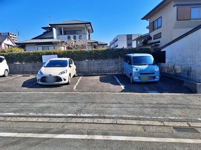 第3花園クリーンハイツ駐車場の駐車場写真