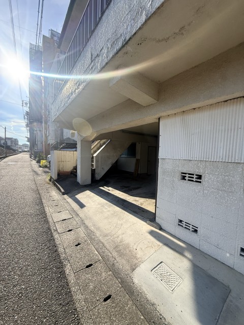 岐阜県岐阜市長良丘の駐車場写真
