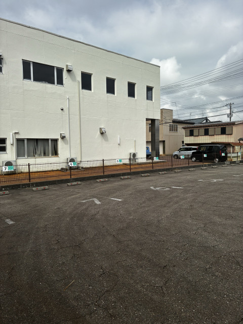 西四日町駐車場の駐車場写真