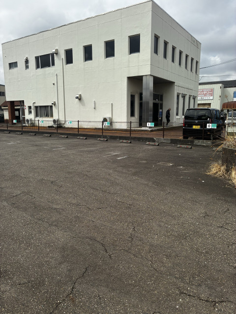 西四日町駐車場の駐車場写真