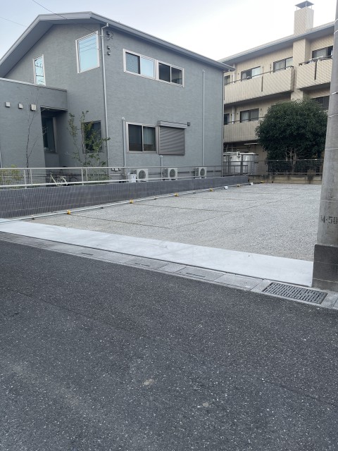 瀬崎5丁目27-19駐車場の駐車場写真