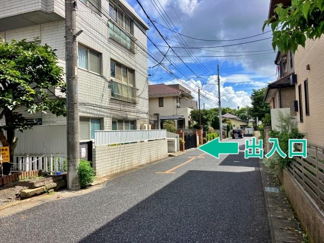 ひばりが丘14-8駐車場の駐車場写真