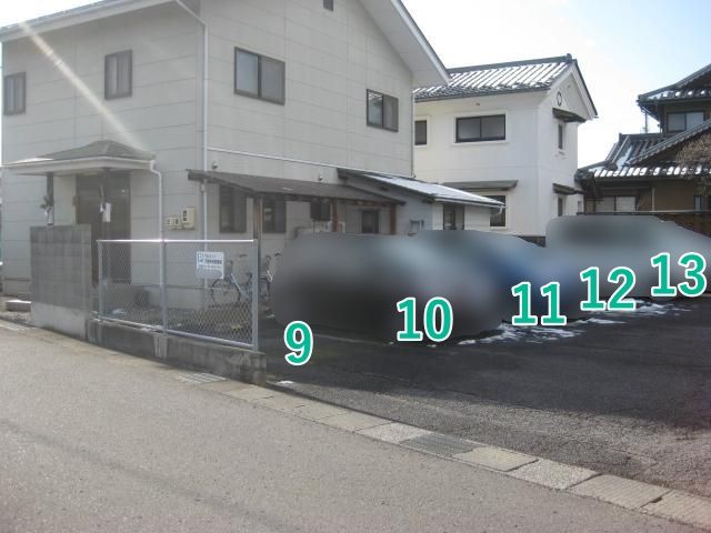 ベルメゾン駐車場の駐車場写真