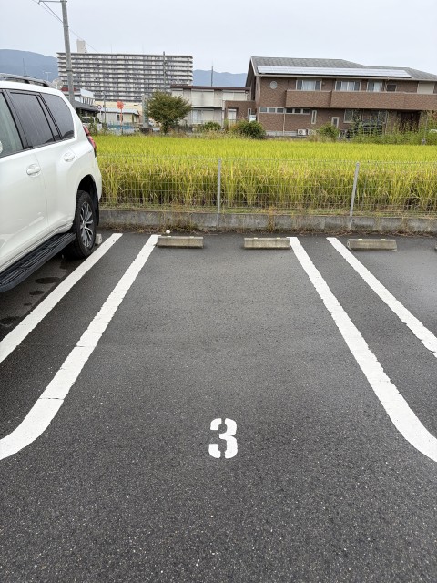 和歌山県橋本市神野々993-1の駐車場写真