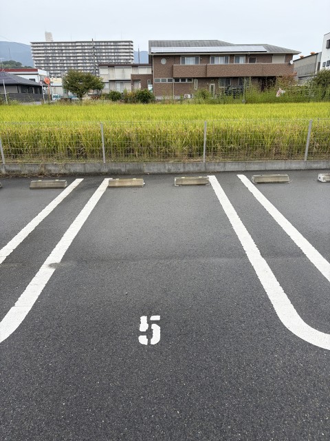和歌山県橋本市神野々993-1の駐車場写真