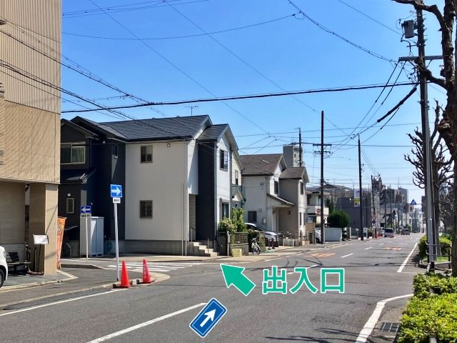 出来町3丁目20-31駐車場の駐車場写真