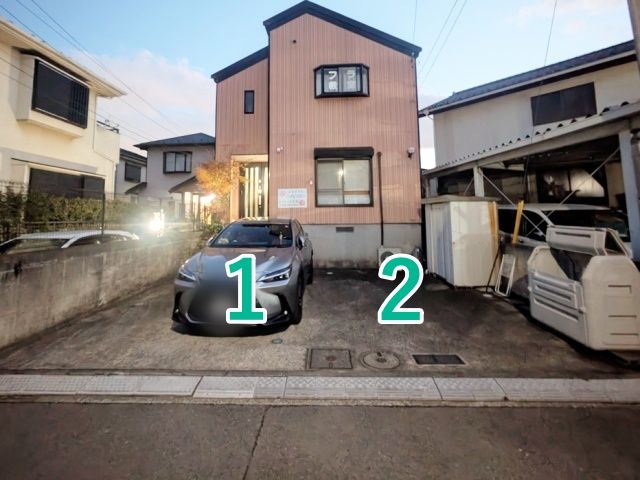 ハイビスカス×アキッパ駐車場の駐車場写真