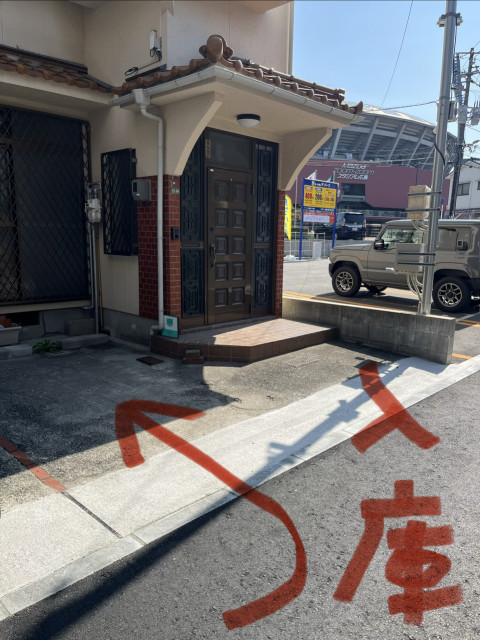 広島市南区西蟹屋三丁目の駐車場写真