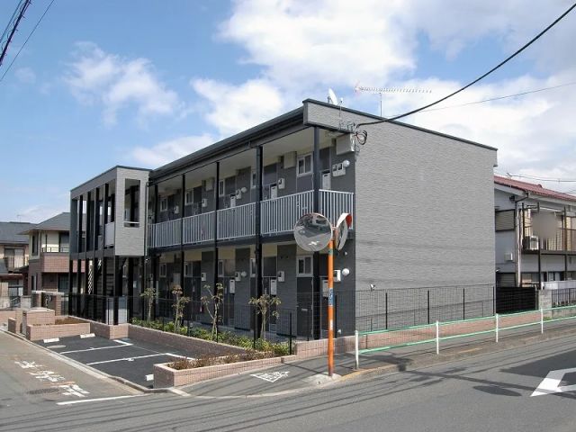 レオパレステン駐車場【44120】の駐車場写真
