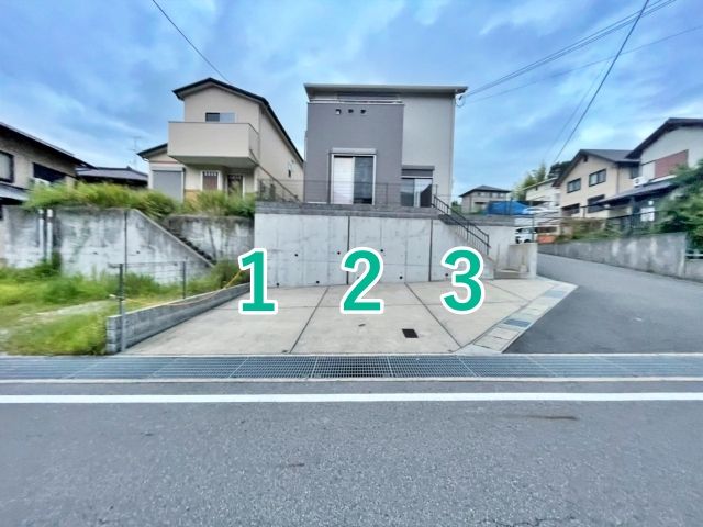 [36353]法蓮町 個人宅_駐車場の駐車場写真