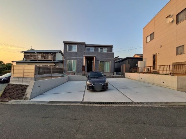 西貝塚3642-13 アキッパ駐車場の駐車場写真