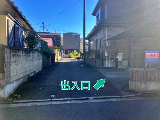 郡山2丁目3-4駐車場の駐車場写真