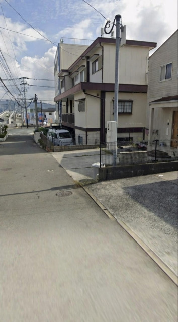 【JRししぶ駅徒歩5分】福岡県古賀市日吉2-16-17駐車場・レストラン志きしま前の駐車場写真