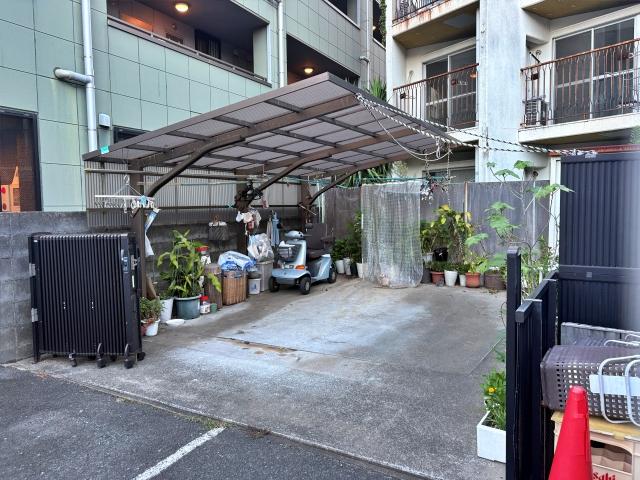 駐車場写真2