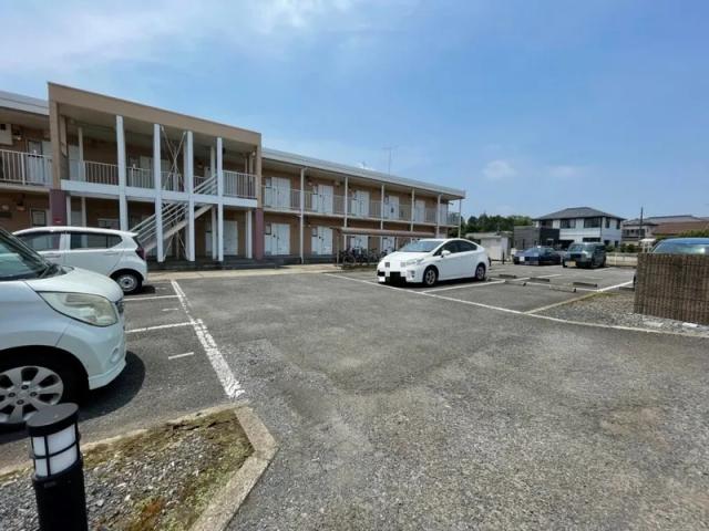 レオパレス勝倉駐車場【17153】の駐車場写真