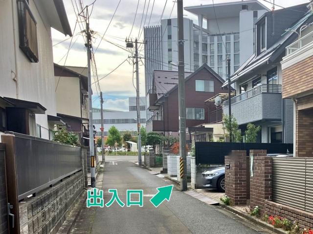 八本松1丁目3-19駐車場の駐車場写真
