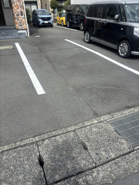 神田町3-31 店舗駐車場の駐車場写真