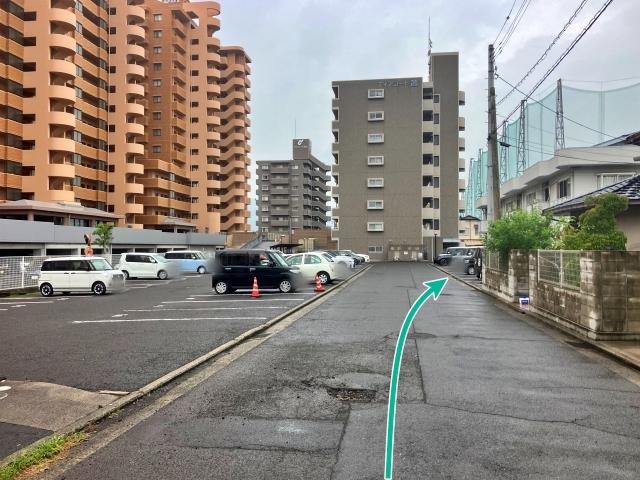 茜町18-42駐車場(エルディム茜)の駐車場写真