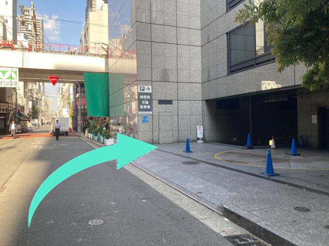 【3時間パック】御堂筋ダイワビル駐車場【平日：8:00～17:00】の駐車場写真