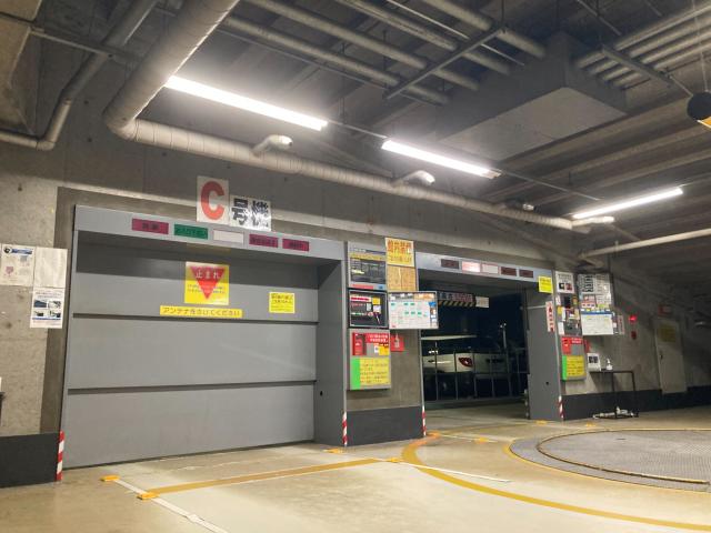 【3時間パック】御堂筋ダイワビル駐車場【平日：8:00～17:00】の駐車場写真