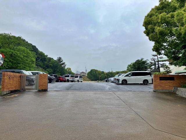 平洲小学校グラウンド 利用時間：15:00〜22:00【東海まつり2026】の駐車場写真