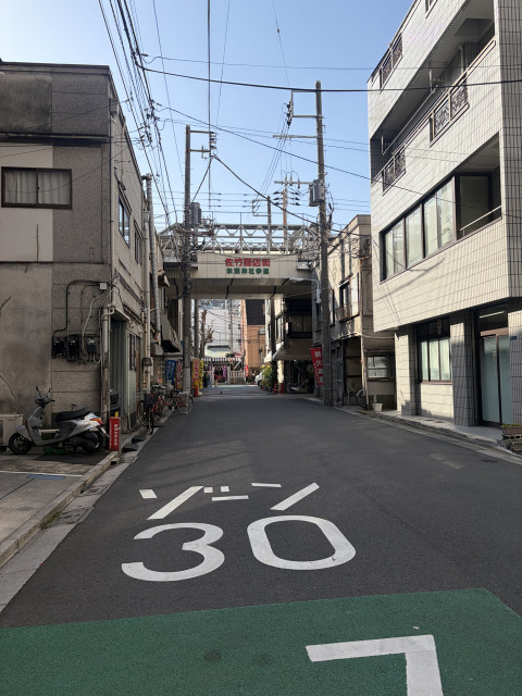 新御徒町駅2分｜ホテル前｜広々5.5m駐車場の駐車場写真