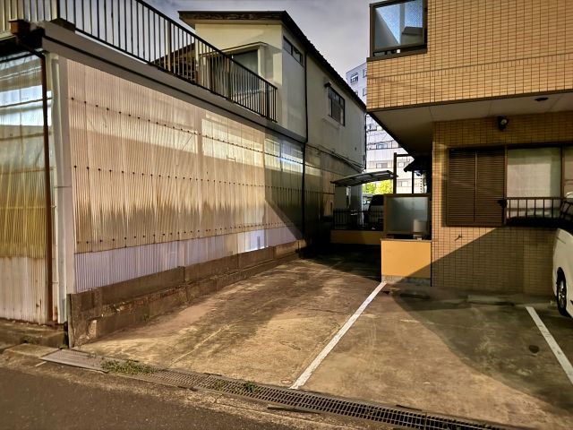 駐車場写真2
