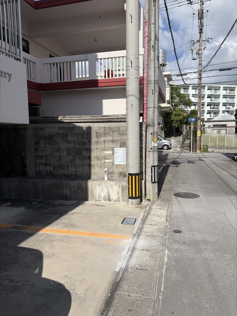 沖縄県那覇市山下町の駐車場写真