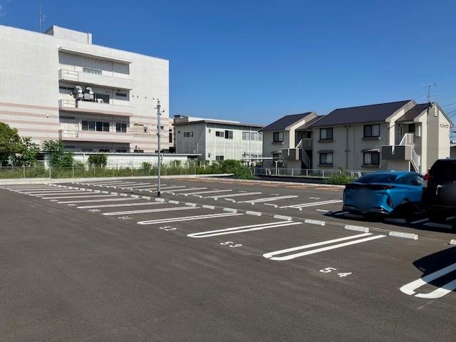 トラストパーク 佐賀八丁畷町の駐車場写真