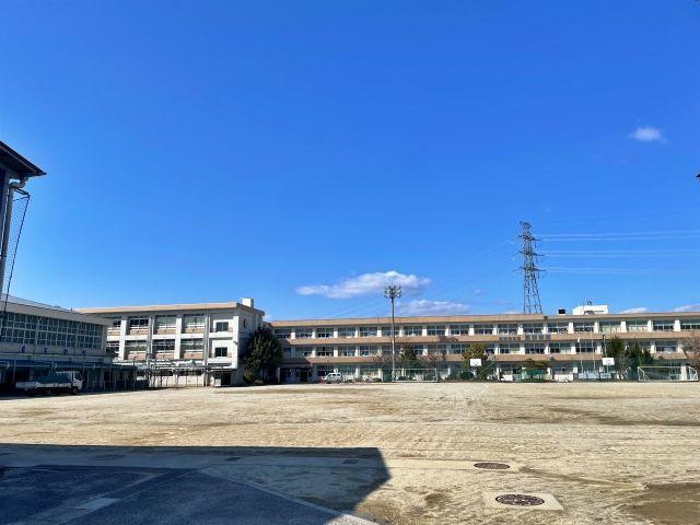 高橋中学校【第58回豊田おいでんまつり公式駐車場】の駐車場写真