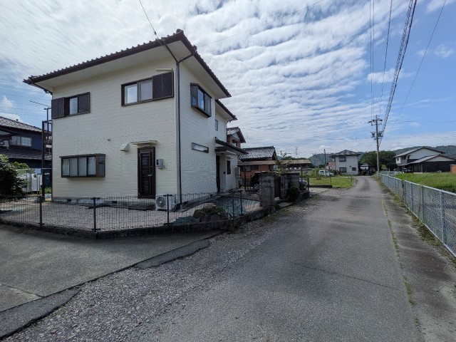 川辺町比久見２９３−５駐車場の駐車場写真