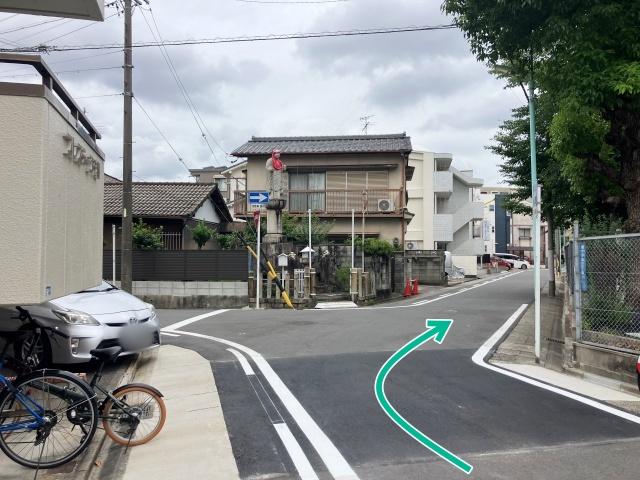[3b543]今池3-20 個宅駐車場(自宅裏)の駐車場写真
