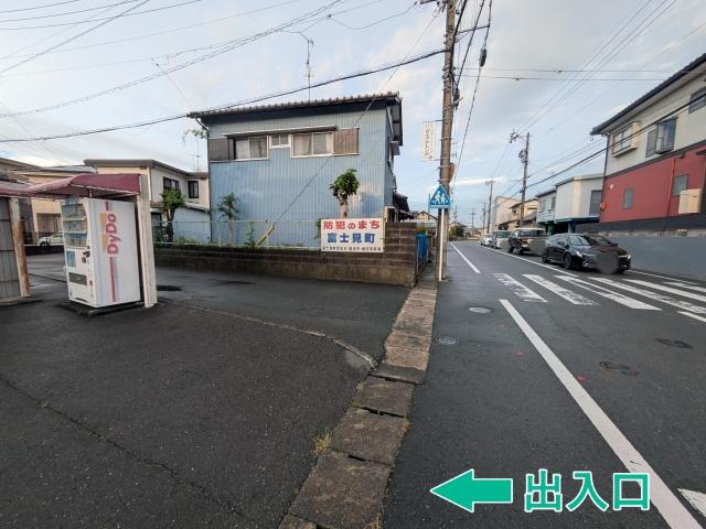 見付440-8 アキッパ駐車場の写真